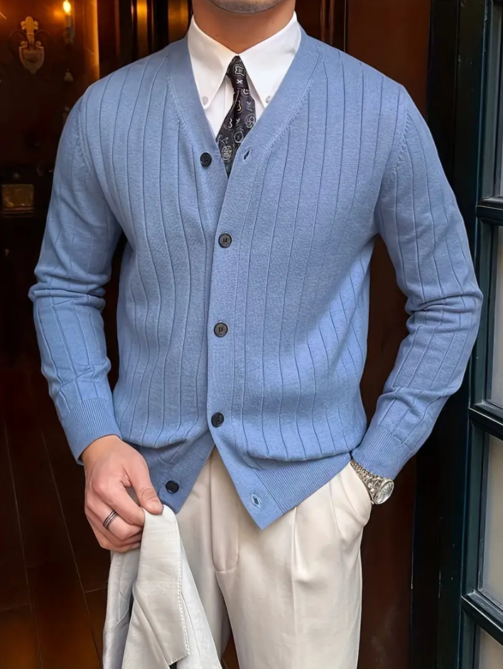Men's Long Sleeve V-Neck Sweater Mid-Weight Knit Solid Color With Ribbed Hem Cuffs