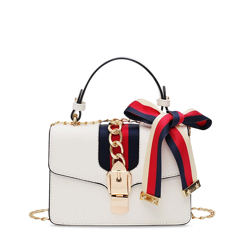 Compact Shoulder Bag Made of Vegan Leather | Versatile & Stylish